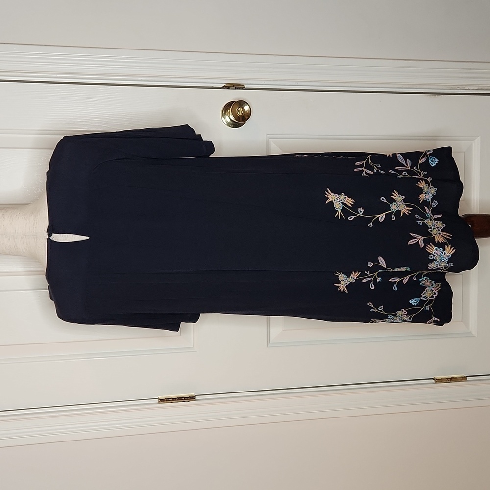 Loft Navy Blue Embroidered Floral Bird Norway Shift Dress  Size XS - Picture 4 of 11